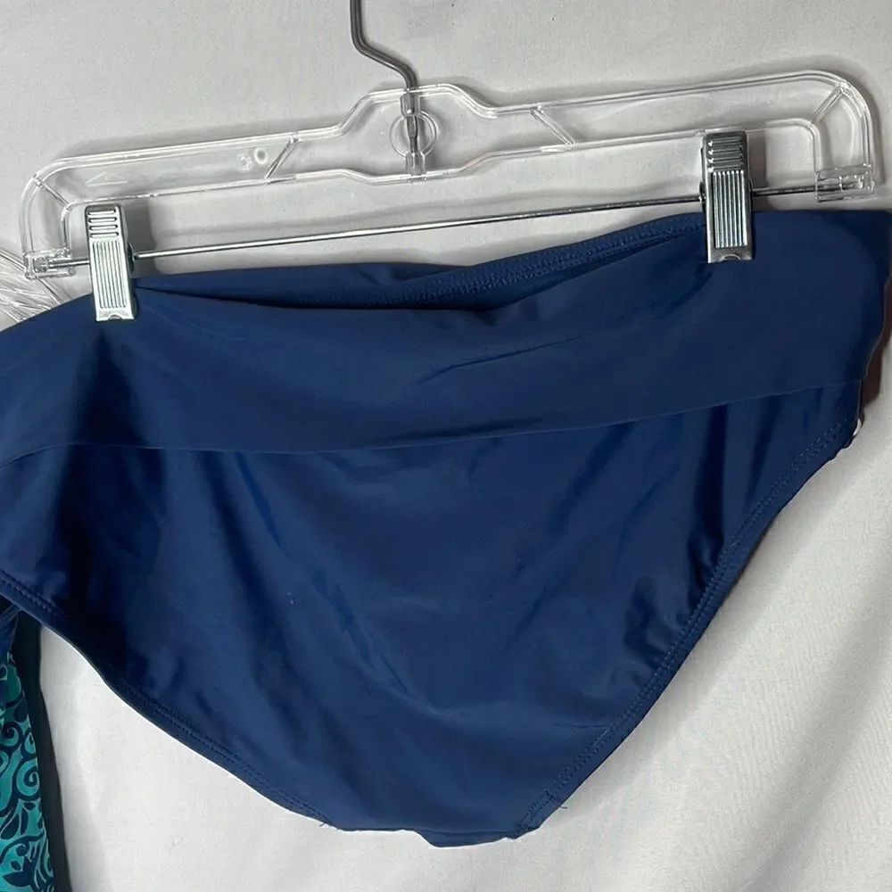 Tropical Escapes Navy/Green Tankini Bathing Suit. Light padding in bra. Size 8.